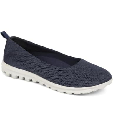 Pavers Women's Pumps in Navy with Cushioned Memory Foam Insole - Casual Slip On Shoes - Comfortable Stylish Ladies Footwear - Size UK 7 / EU 40