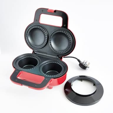 Coopers of Stortford - Deep Fill Pie Maker with Non-Stick Moulds - 1200W Electric Pie & Quiche Maker with Easy-Clean Surface - Cool-Touch Locking Handle - Includes Pastry Cutter