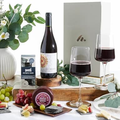 Finest Red Wine & Cheese Hamper | Spanish Garnacha Red Wine, Snowdonia Cheese & Black Pepper Crackers | Gourmet Food Hampers for Men, Mothers Day Hamper for Mum, Birthday Hampers for Women & Men