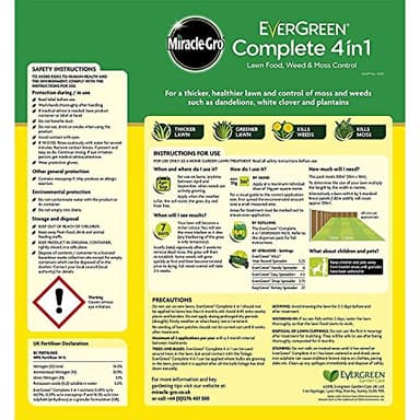 MIRACLE GRO EverGreen 4 in 1 Lawn Care - Kills Weeds, Moss and Feeds Lawns - 80m2